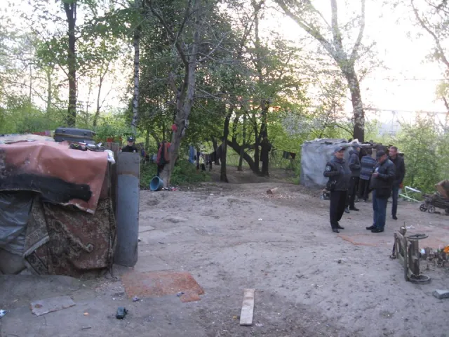 В Ивано-Франковске полиция договорилась с цыганами, что они не будут воровать у горожан — фото 1