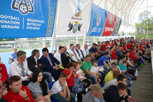 В микрорайоне Пасечная открыли современную многофункциональную спортивную арену — фото 4