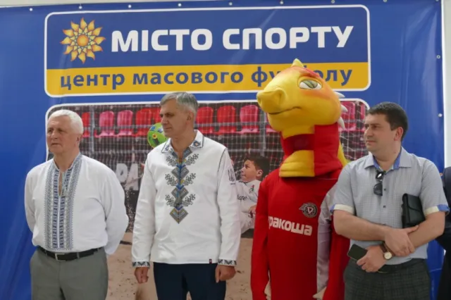 В микрорайоне Пасечная открыли современную многофункциональную спортивную арену — фото 6