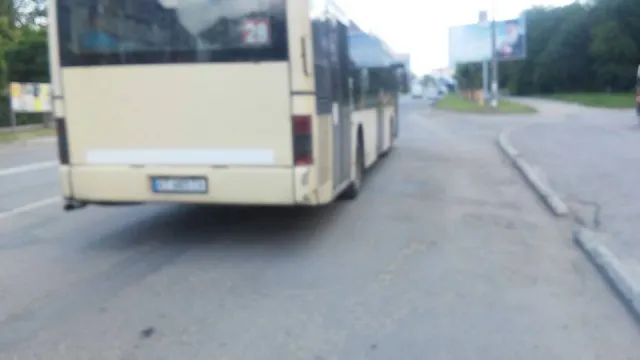 Казусы франковских маршрутчиков: русская музыка и блатняк, недействительны билеты, остановка на перекур и хамство в сторону пассажиров — фото 1