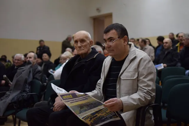 Мэр города и жители Пасечной обсудили все детали сооружения нового моста через Быстрица — фото 3