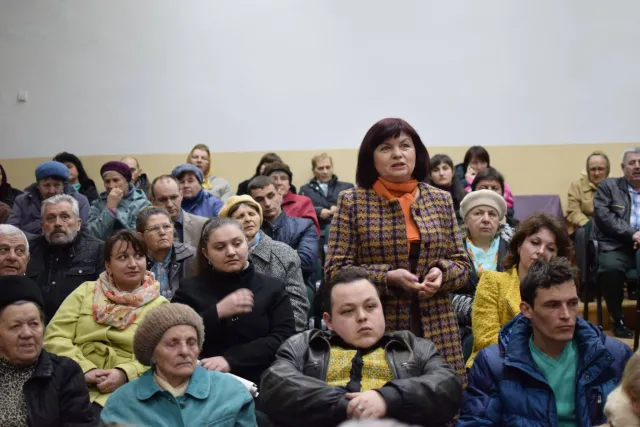 Мэр города и жители Пасечной обсудили все детали сооружения нового моста через Быстрица — фото 5